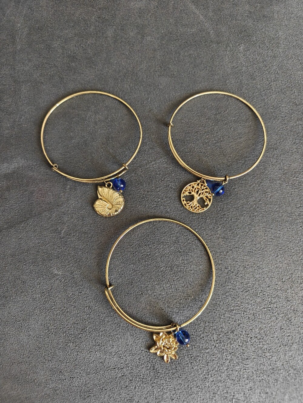 Gold Tone Adjustable Wire Bangle Bracelet Blue Beads Shell Tree Lotus Set